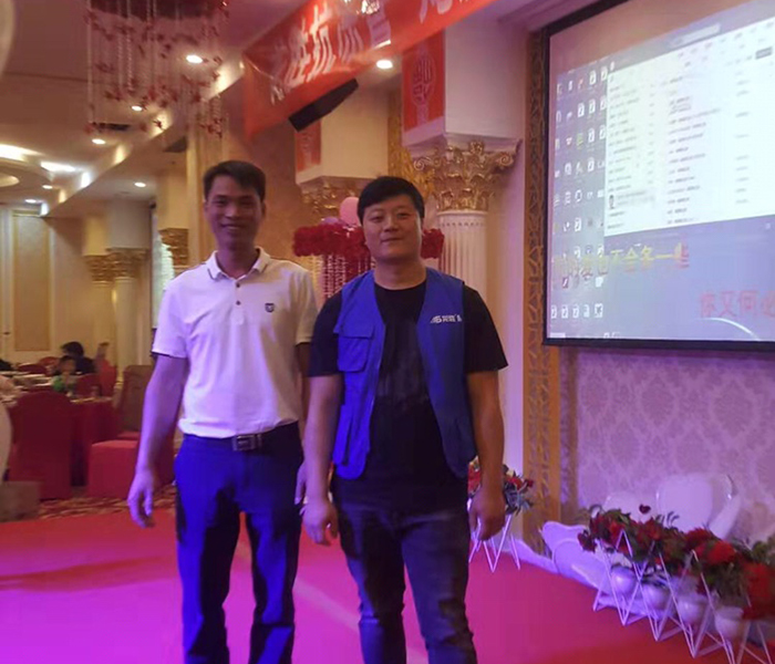 熱烈慶祝龍勝管昭通運(yùn)營(yíng)中心300人高級(jí)水電工推廣會(huì)圓滿結(jié)束！