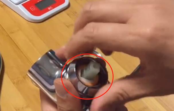 360旋轉水龍頭拆卸圖解，4個步驟輕松拆卸所有配件!