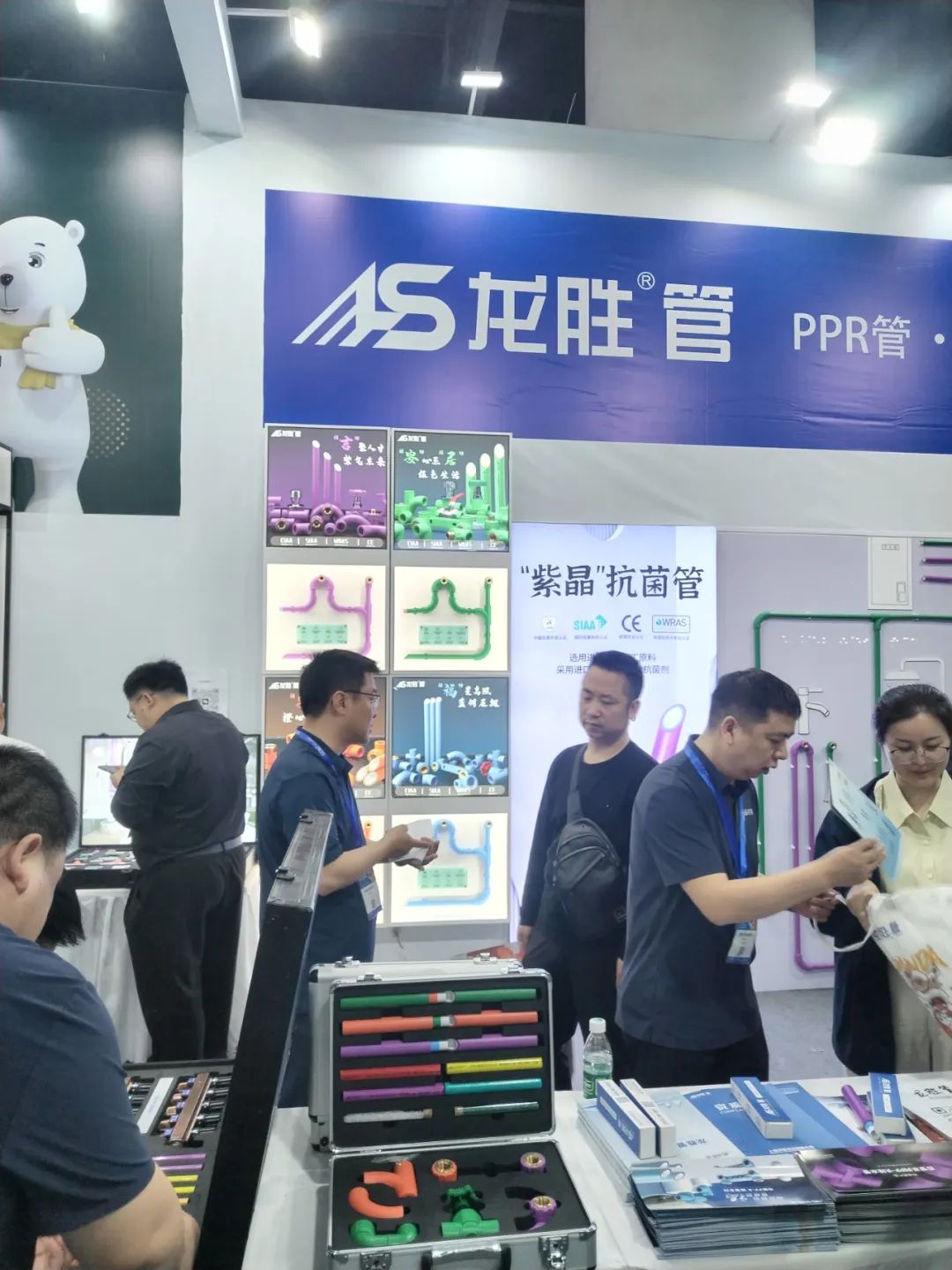 龍勝管2025成都建博會：用科技重塑健康，以藝術定義未來