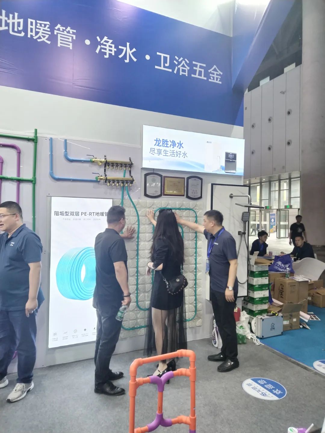 龍勝管2025成都建博會：用科技重塑健康，以藝術定義未來